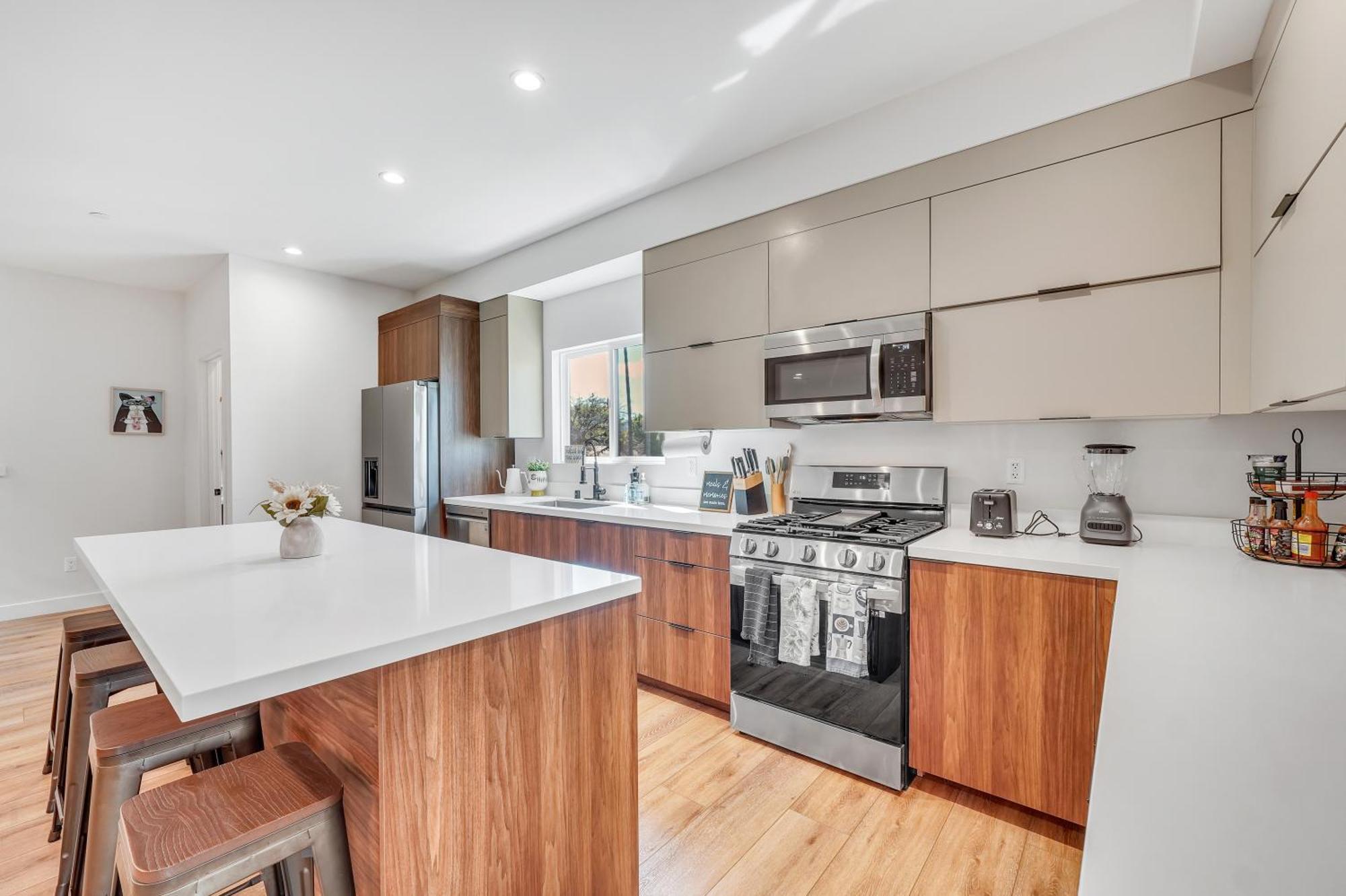 Luxurious Townhome W/3 Master Suites Gated Parking Los Angeles Dış mekan fotoğraf